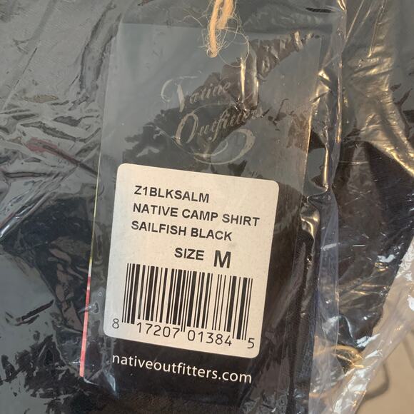NATIVE OUTFITTERS Camp Shirt Size M New $99 Black Sailfish Boating Water Fishing - Picture 8 of 9